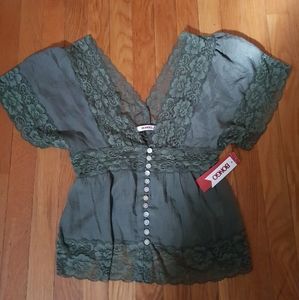 BONGO Olive V Neck Bottom Up Lace Top